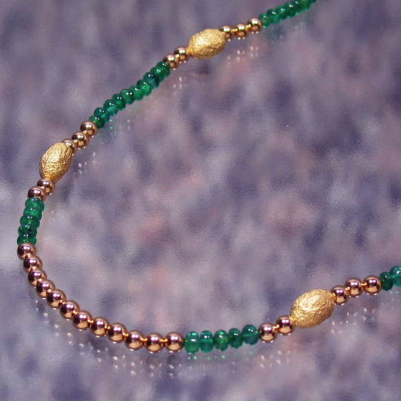 K18 Emerald Necklace 18.36cts