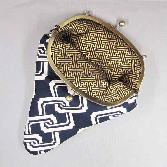 【がま口】 子持吉原と紗綾形