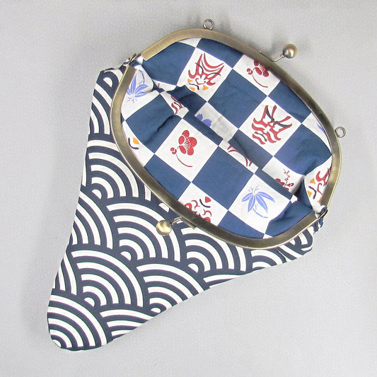 【がま口】 青海波と隈取