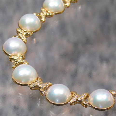 K18  Mabe-Pearl Necklace